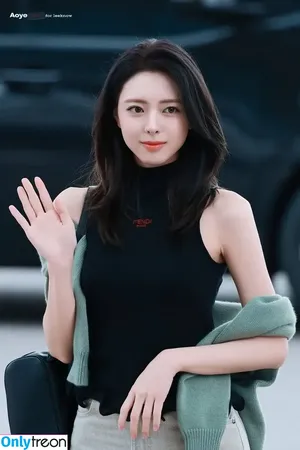 itzy.all.in.us / Shin Yu Na / Yuna ITZY / 유나 фото голая #0917