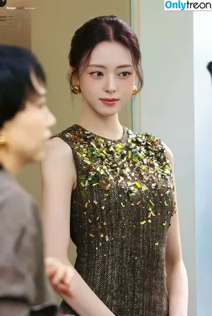 itzy.all.in.us / Shin Yu Na / Yuna ITZY / 유나 фото голая #0949