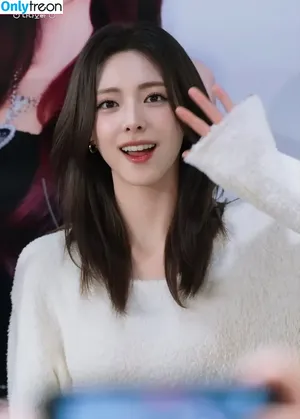 itzy.all.in.us / Shin Yu Na / Yuna ITZY / 유나 фото голая #0989