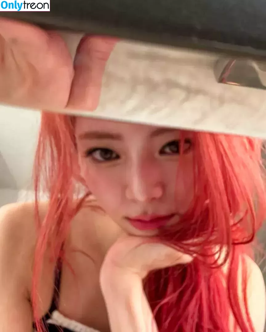 itzy.all.in.us голая photo #0244 (Shin Yu Na / Yuna ITZY / 유나)