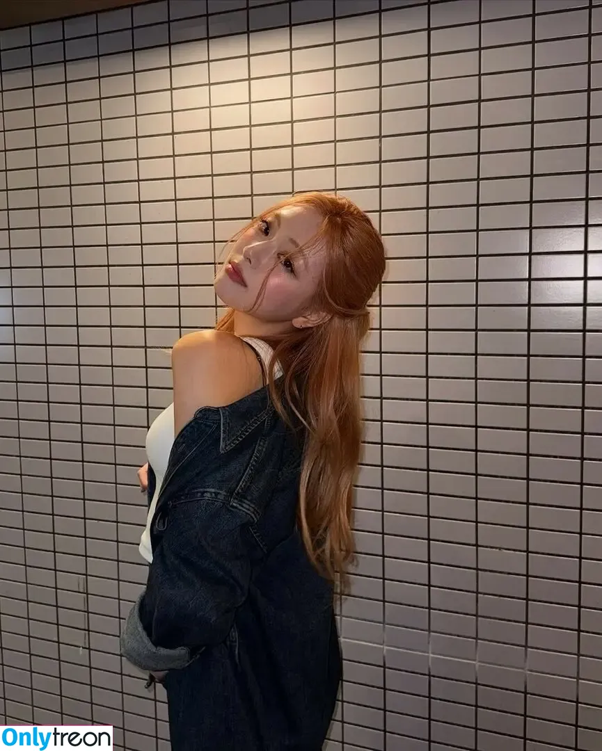 itzy.all.in.us голая photo #0522 (Shin Yu Na / Yuna ITZY / 유나)