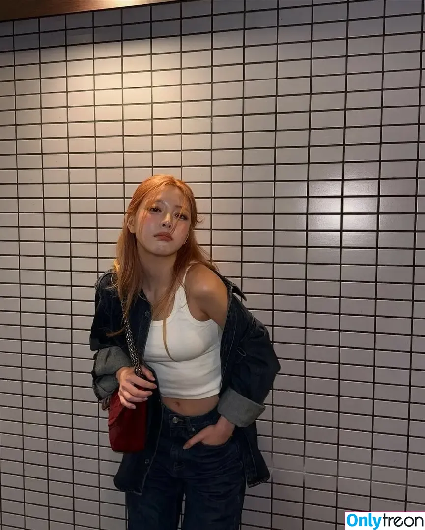 itzy.all.in.us голая photo #0523 (Shin Yu Na / Yuna ITZY / 유나)