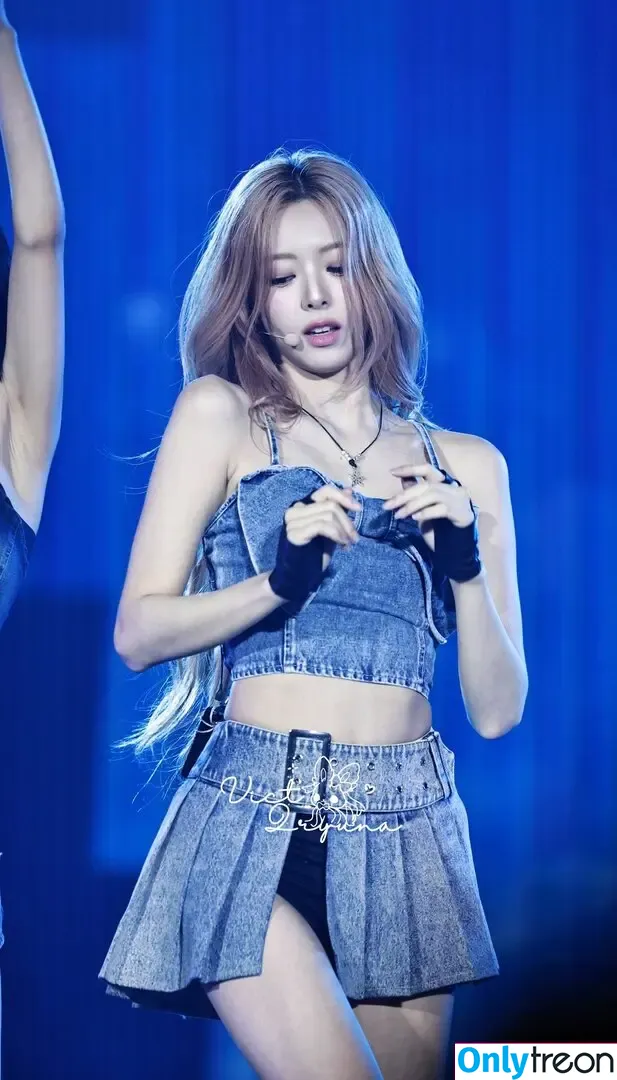 itzy.all.in.us голая photo #0536 (Shin Yu Na / Yuna ITZY / 유나)