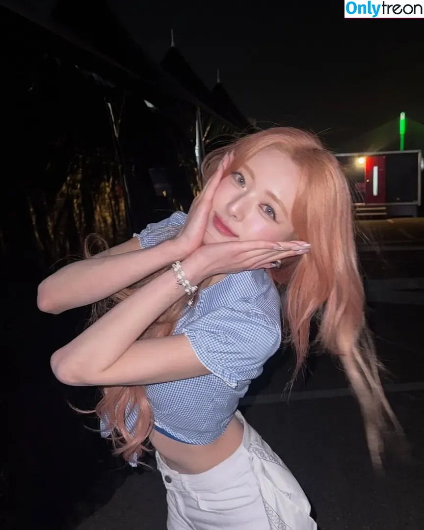 itzy.all.in.us голая photo #0567 (Shin Yu Na / Yuna ITZY / 유나)