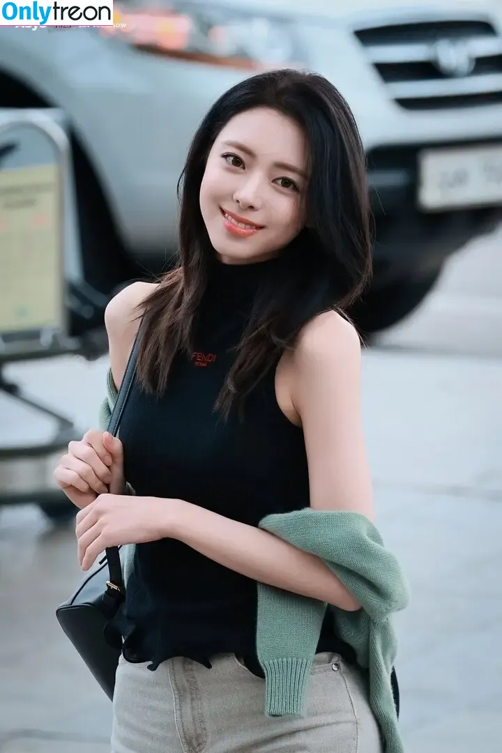 itzy.all.in.us голая photo #0919 (Shin Yu Na / Yuna ITZY / 유나)