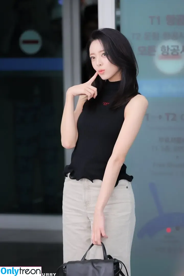 itzy.all.in.us голая photo #0927 (Shin Yu Na / Yuna ITZY / 유나)