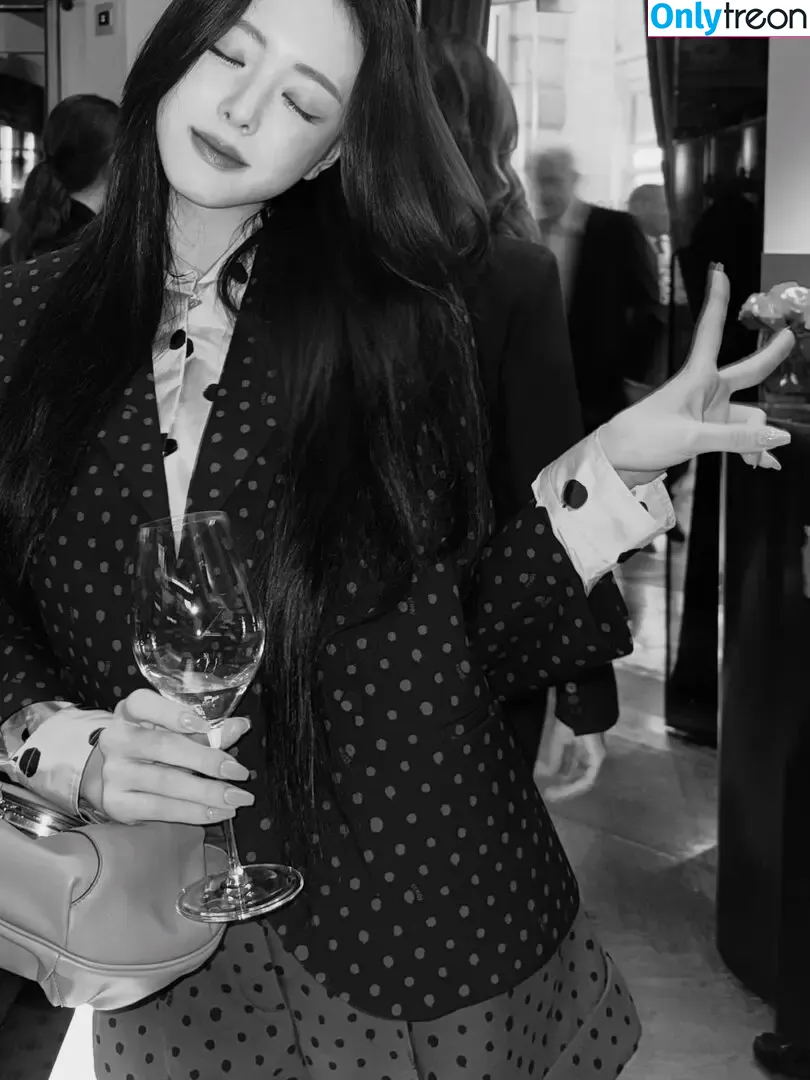 itzy.all.in.us голая photo #0971 (Shin Yu Na / Yuna ITZY / 유나)