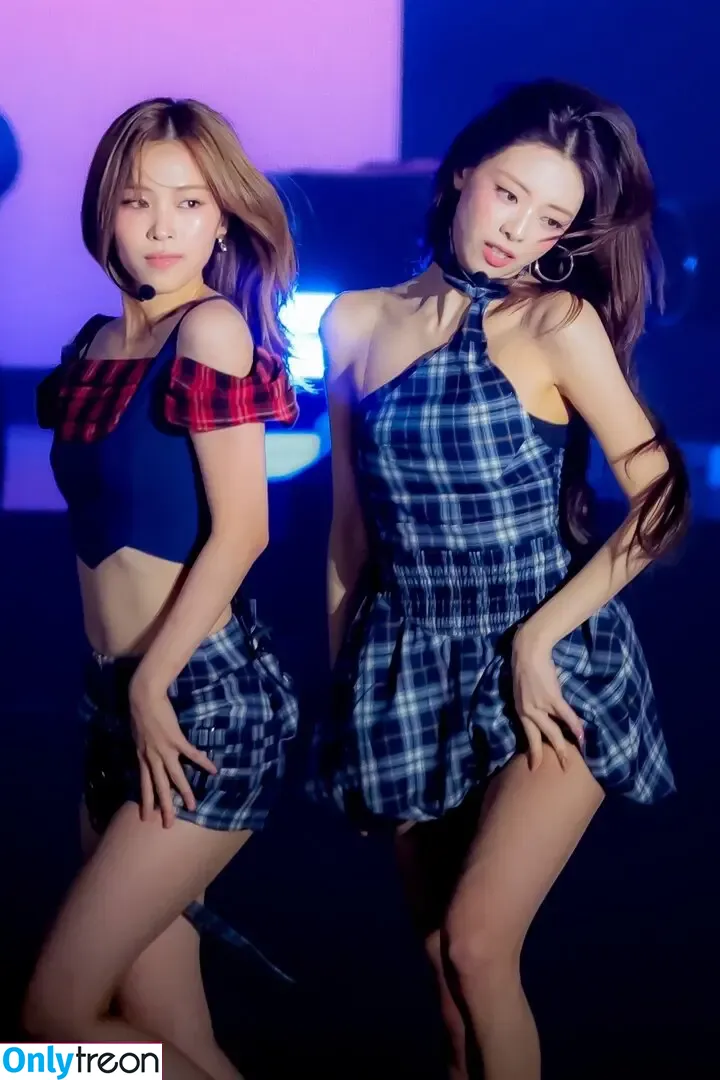 itzy.all.in.us голая photo #0990 (Shin Yu Na / Yuna ITZY / 유나)