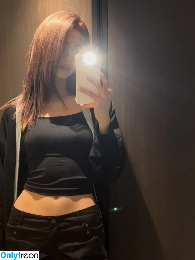 itzy.all.in.us голая photo #0998 (Shin Yu Na / Yuna ITZY / 유나)