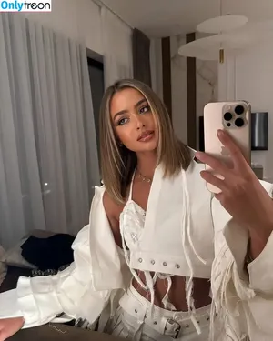 Iuliana Beregoi / edabuttee / iulianaberegoiofficial nude photo #0049