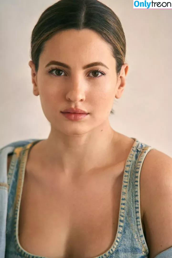 Ivana Baquero голая photo #0102 (ivanabaquero)