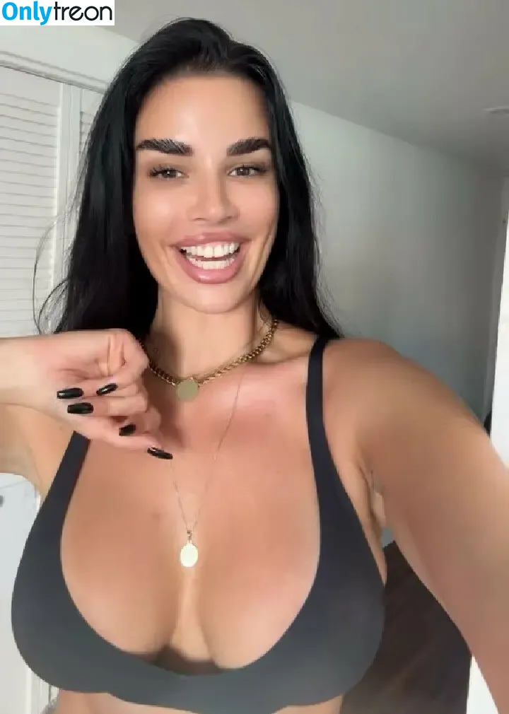 Ivana Knoll nude photo #0484 (knolldoll)