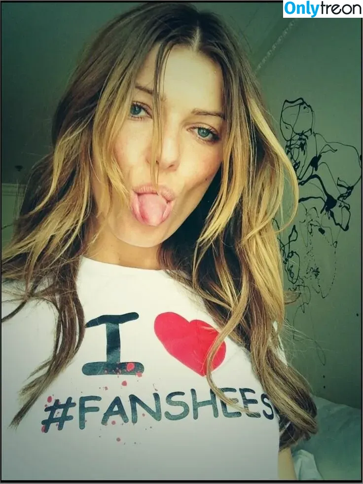 Ivana Milicevic nude photo #0020 (ivanamilicevic)