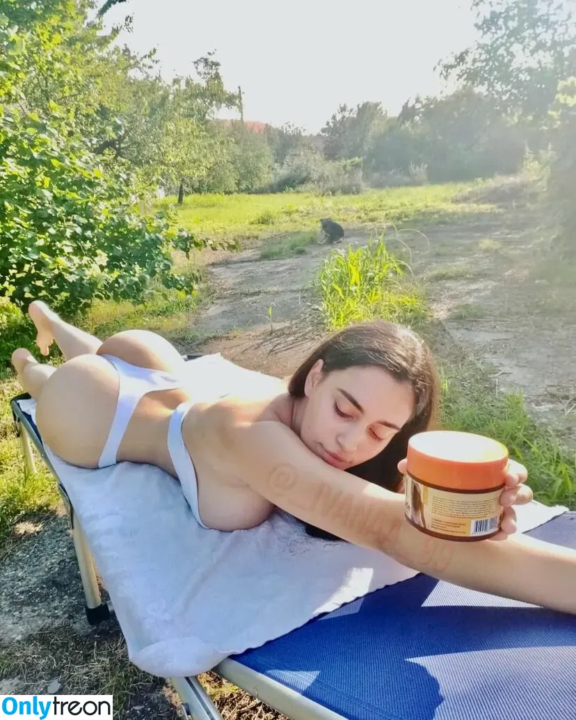 Ivana S. nude photo #0009 (_ivanaa_99 / ibaby)