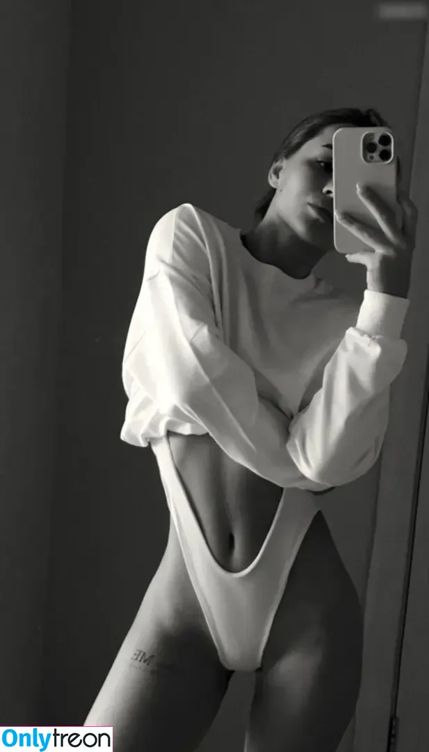 ivanovvvva_ nude photo #0010 (ivanovvva_)