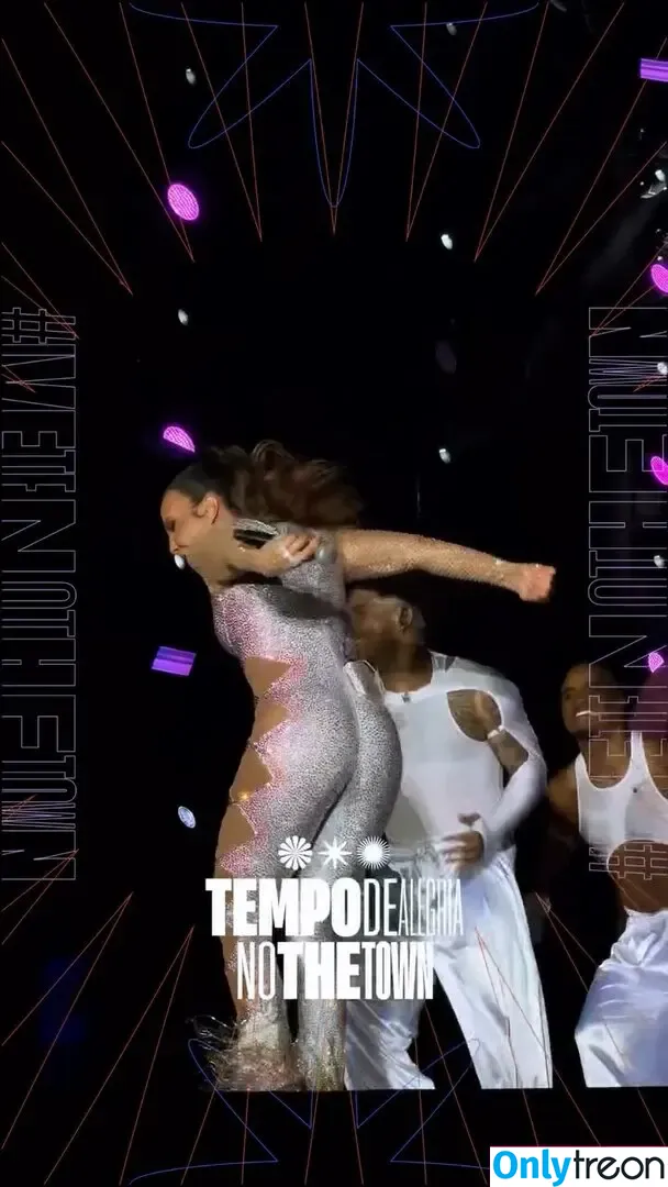 Ivete Sangalo голая photo #0059 (iammagicboy / ivetesangalo)