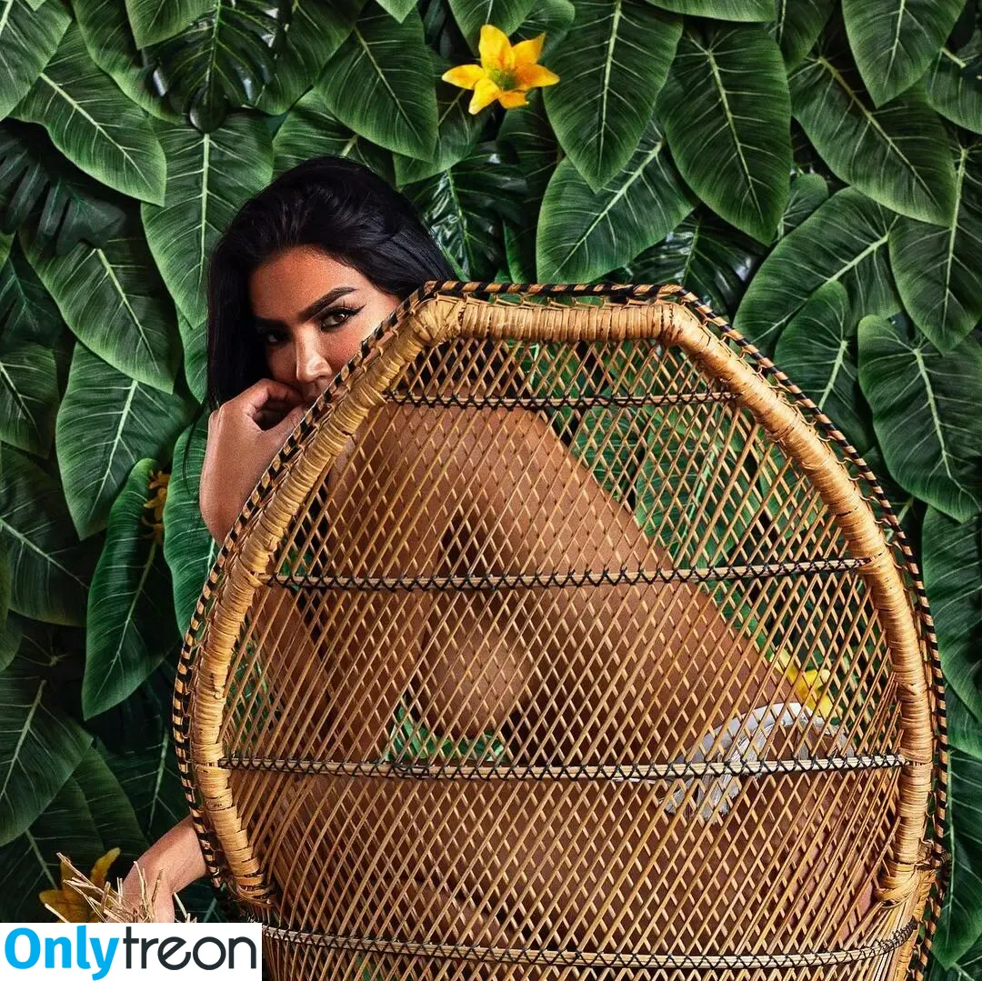 Ivette Saucedo nude photo #0002 (ivettesaucedo)