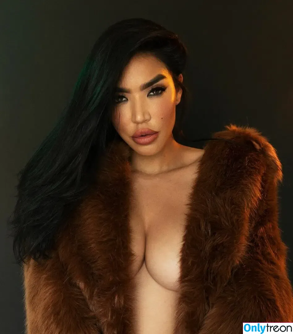 Ivette Saucedo nude photo #0003 (ivettesaucedo)
