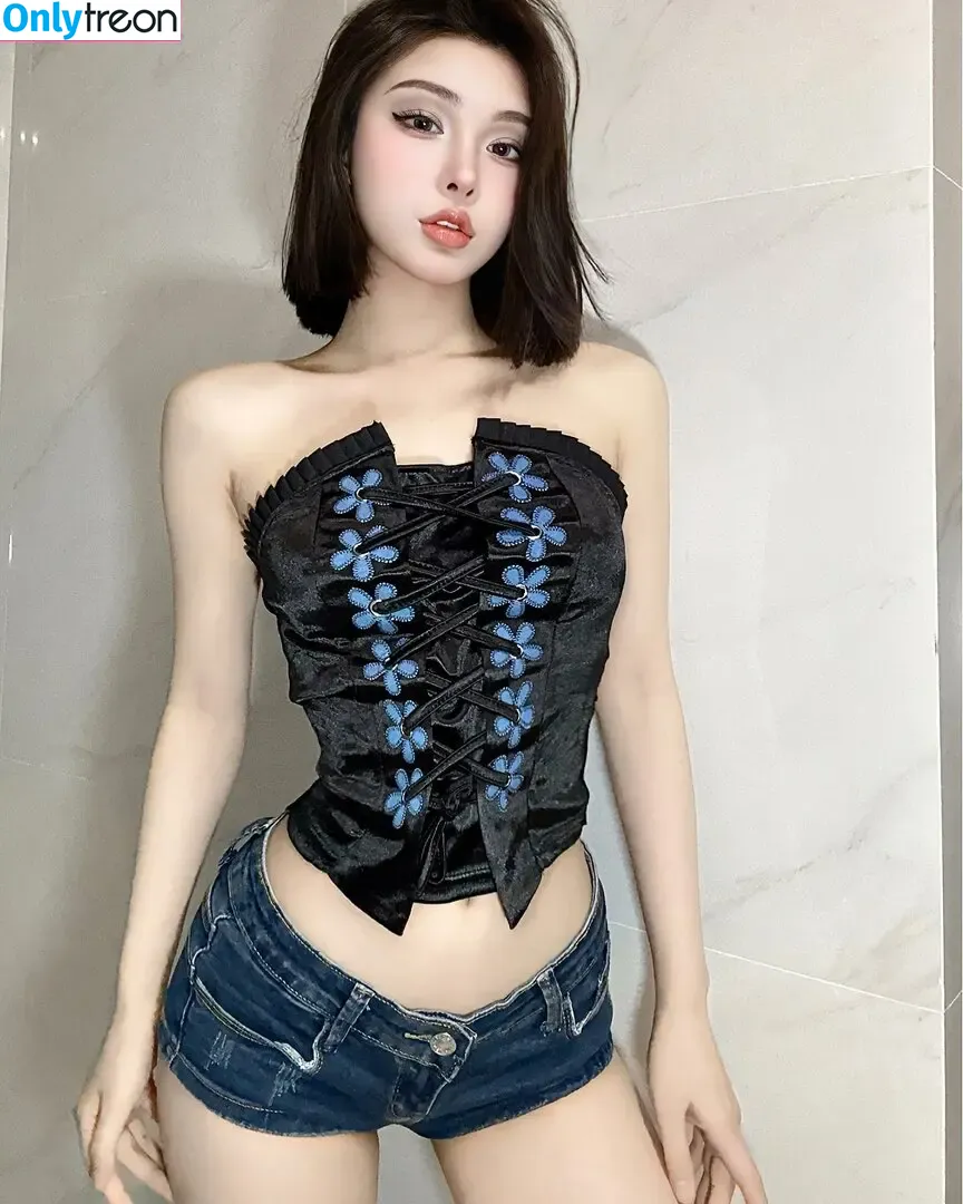 Ivy Ai.lin20_ nude photo #0476 (ai.lin20_)