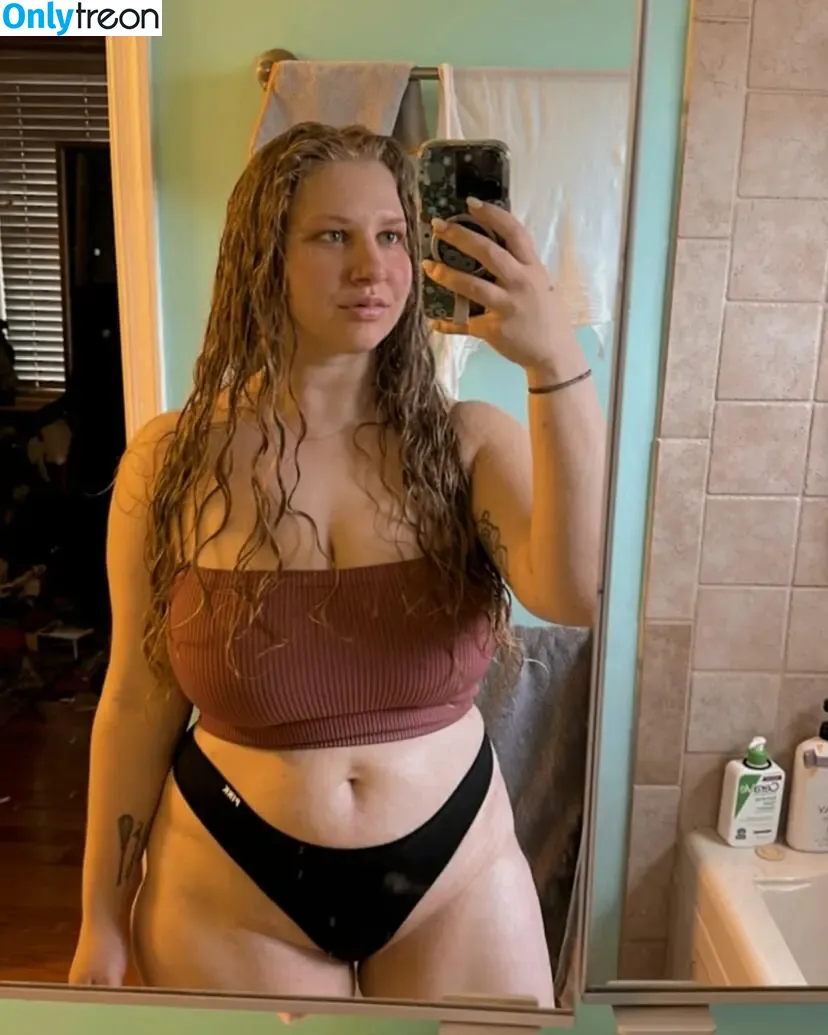 Ivy Andrews nude photo #0005 (ivyandrews / ivyandrewsss)