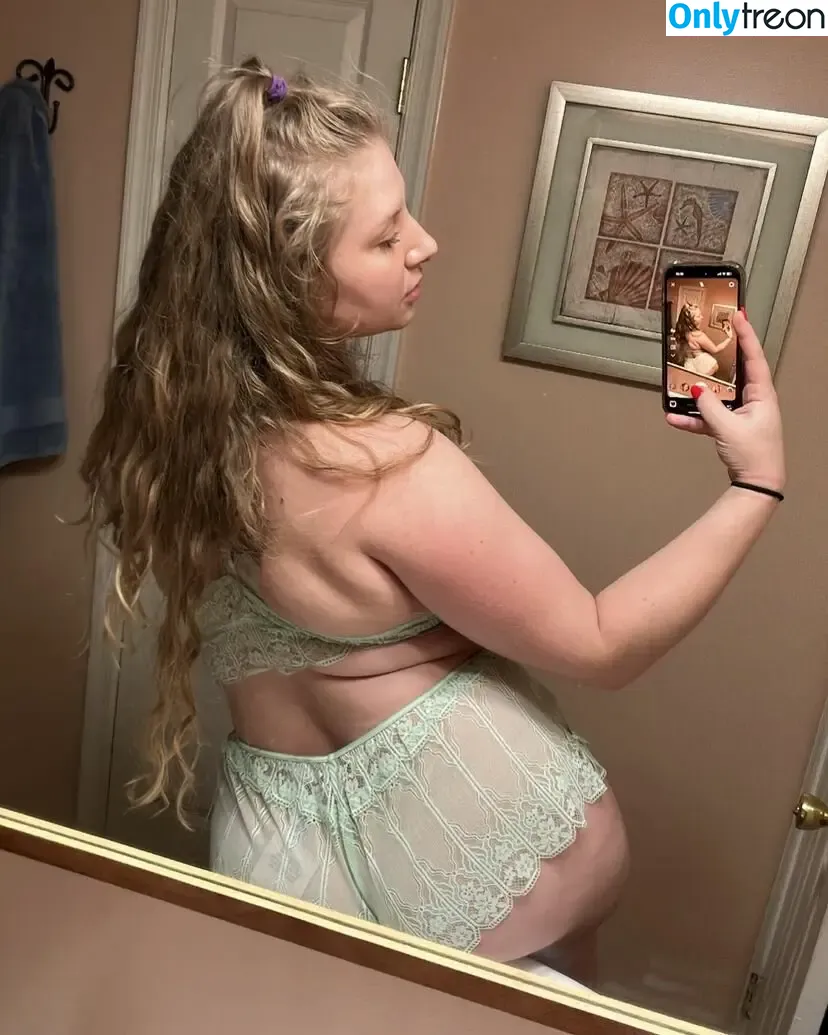 Ivy Andrews nude photo #0010 (ivyandrews / ivyandrewsss)