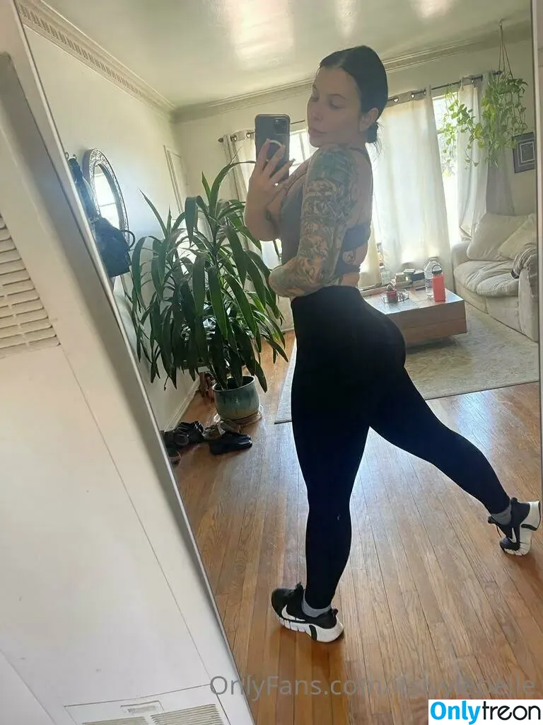 Ivy Lebelle голая photo #0158 (anyuser / itsivylebelle)