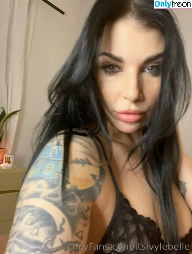 Ivy Lebelle голая photo #0215 (anyuser / itsivylebelle)