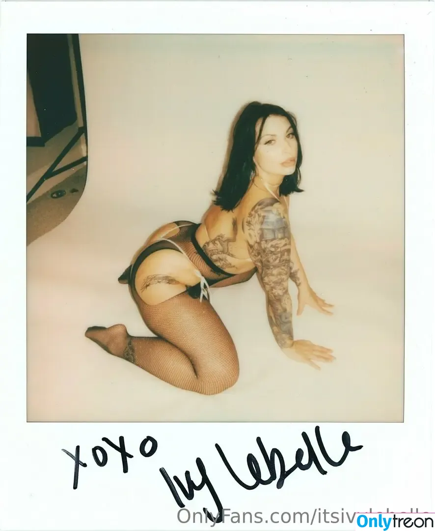 Ivy Lebelle голая photo #0337 (anyuser / itsivylebelle)