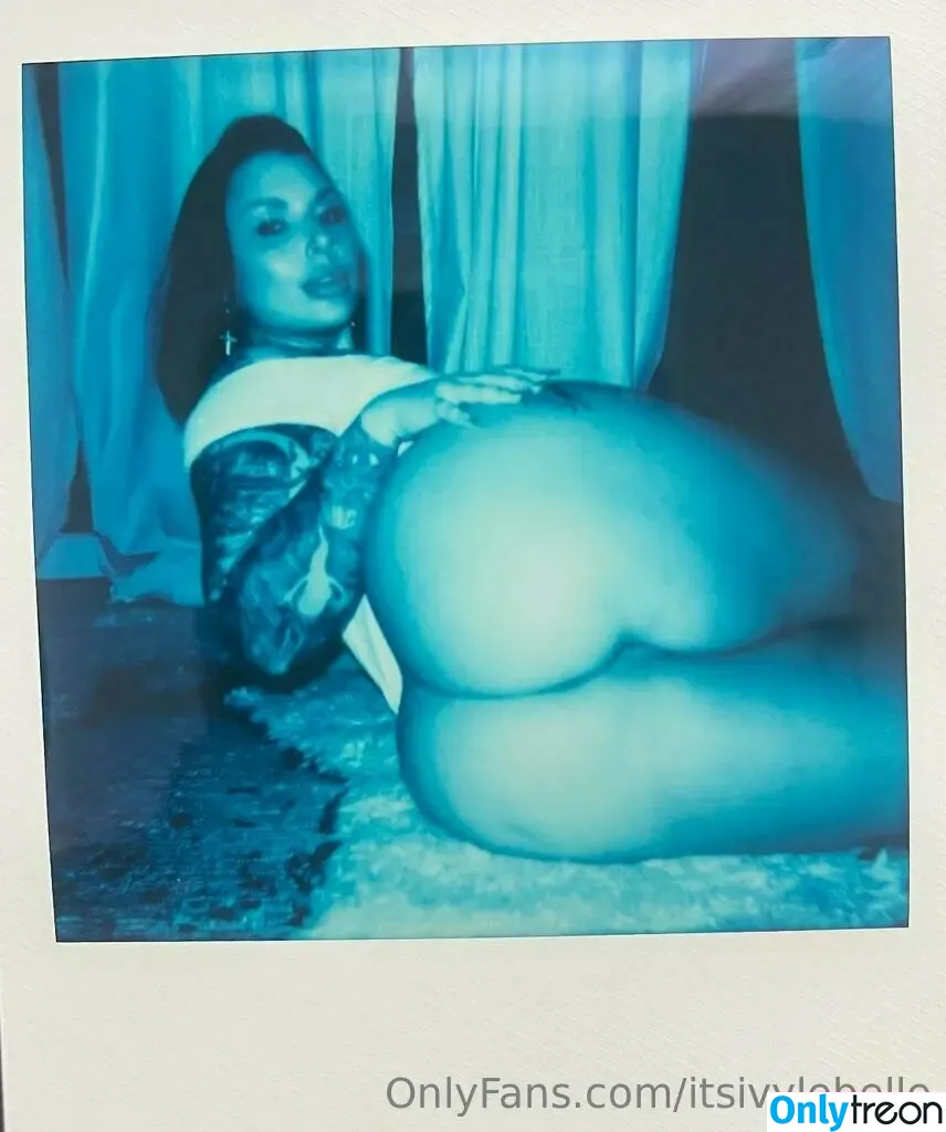 Ivy Lebelle голая photo #0439 (anyuser / itsivylebelle)
