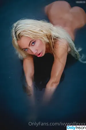 Ivy Wolfe / ivywolfesworld / officialivywolfe фото голая #0803