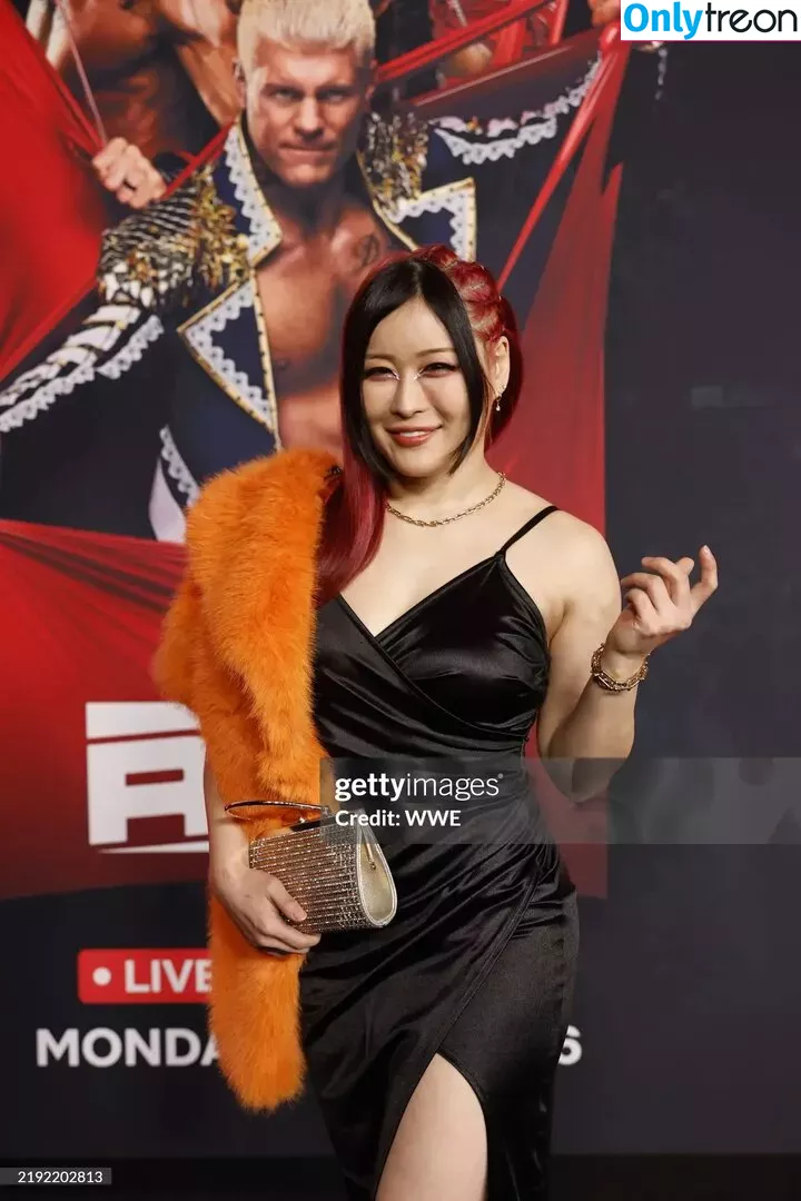 Iyo Sky голая photo #0556 (Io Shirai / iyoaghedo)