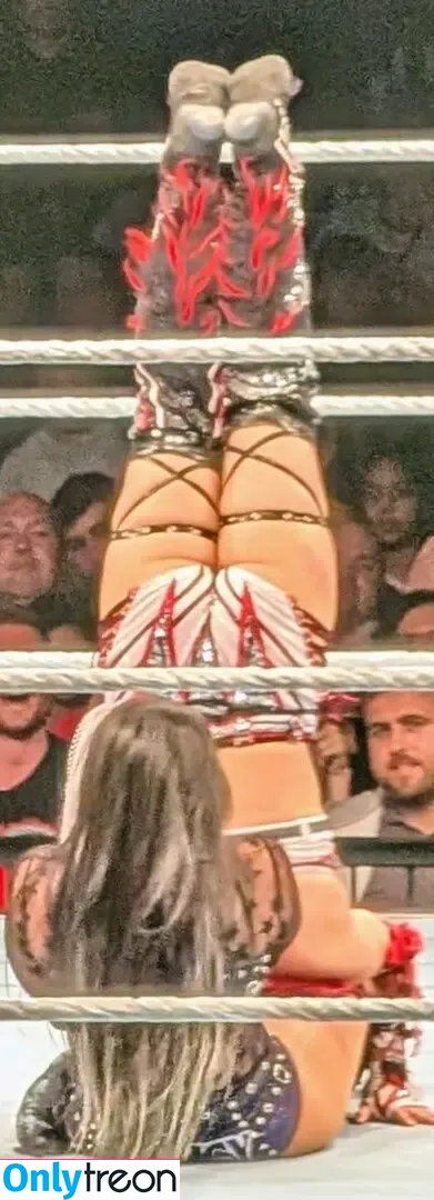 Iyo Sky голая photo #0886 (Io Shirai / iyoaghedo)