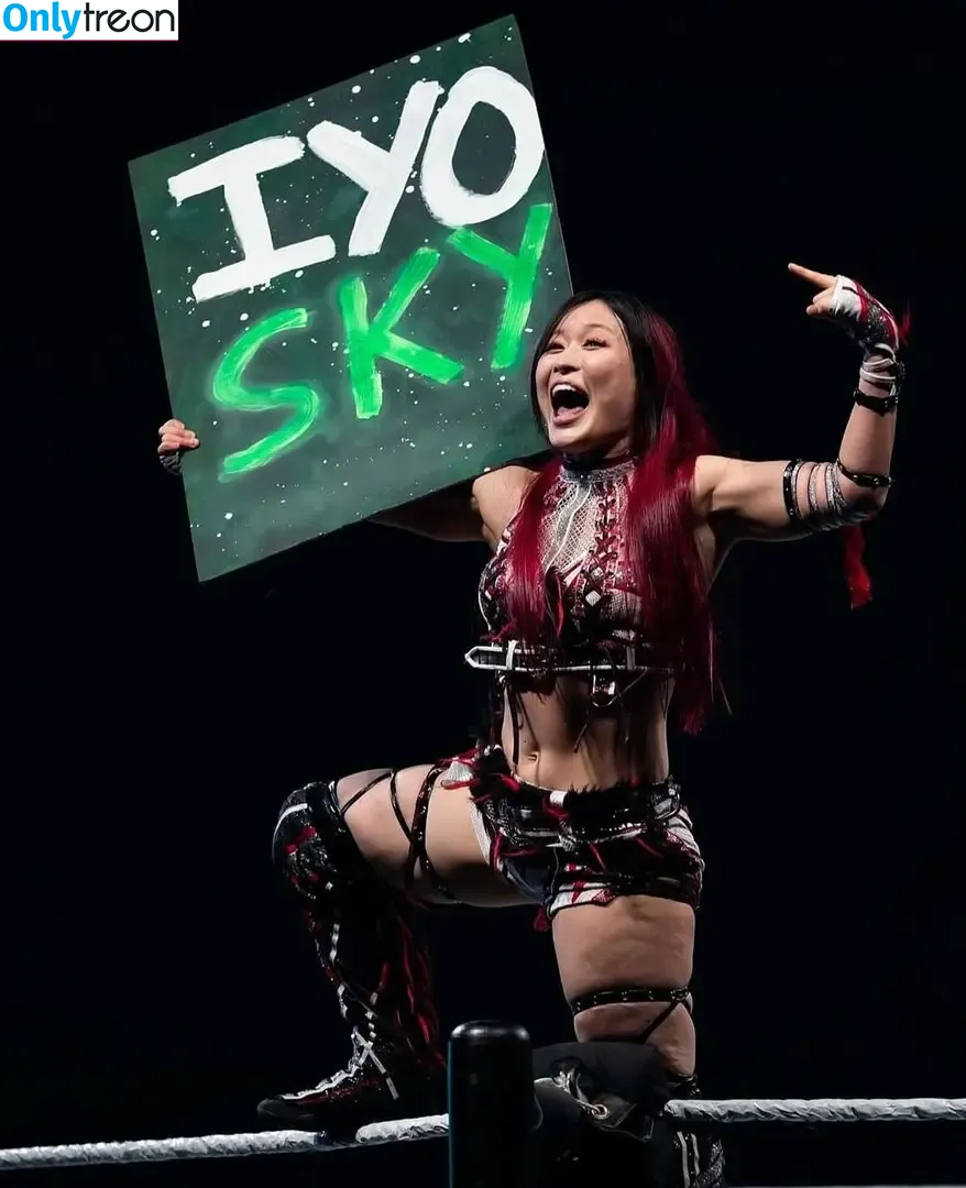 Iyo Sky голая photo #0888 (Io Shirai / iyoaghedo)