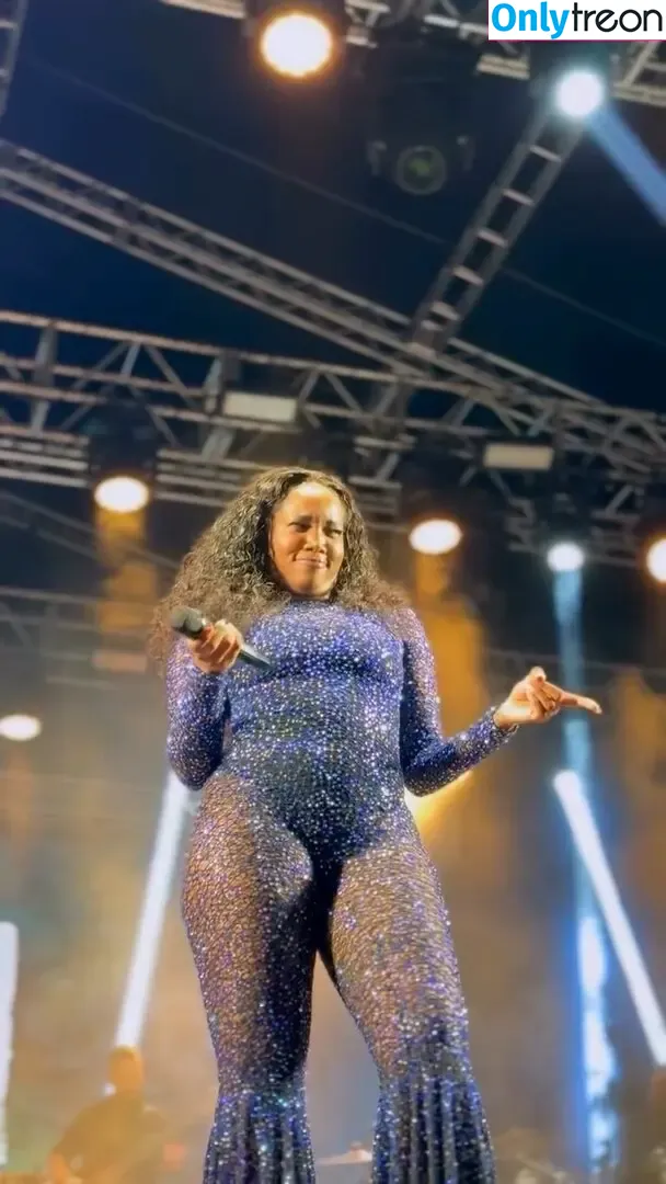 Iza Cantora голая photo #0177 (iza)