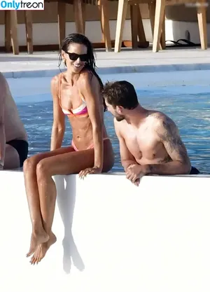 Izabel Goulart / iza_goulart / izabelgoulart nude photo #0275
