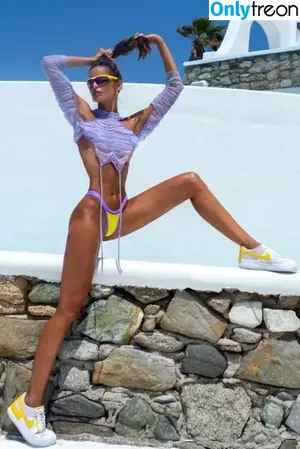 Izabel Goulart / iza_goulart / izabelgoulart nude photo #0355