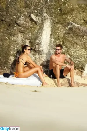 Izabel Goulart / iza_goulart / izabelgoulart фото голая #0823