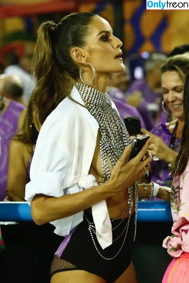 Izabel Goulart nude photo #0798 (iza_goulart / izabelgoulart)