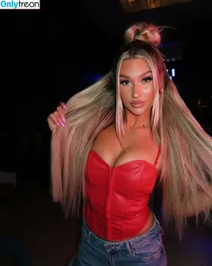 Izzi Dame / WWE NXT / izzi_bee / izzi_wwe nude photo #0139