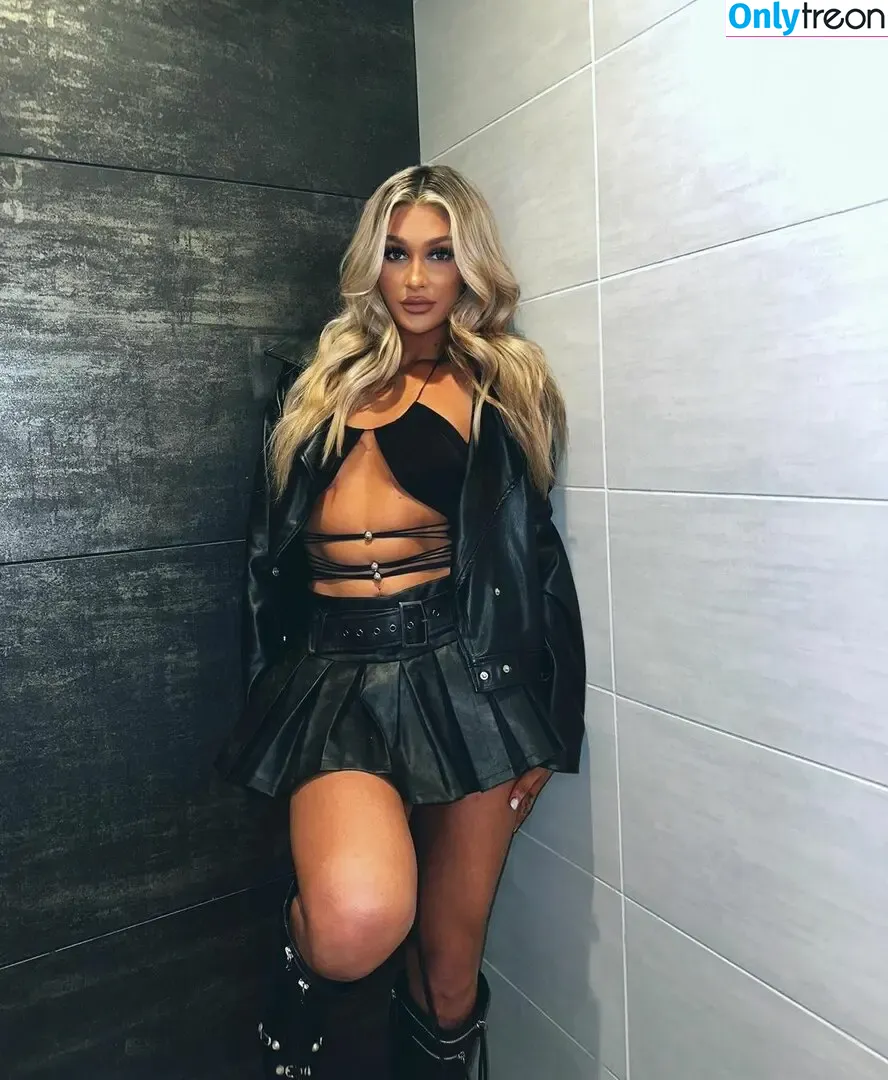 Izzi Dame nude photo #0080 (WWE NXT / izzi_bee / izzi_wwe)