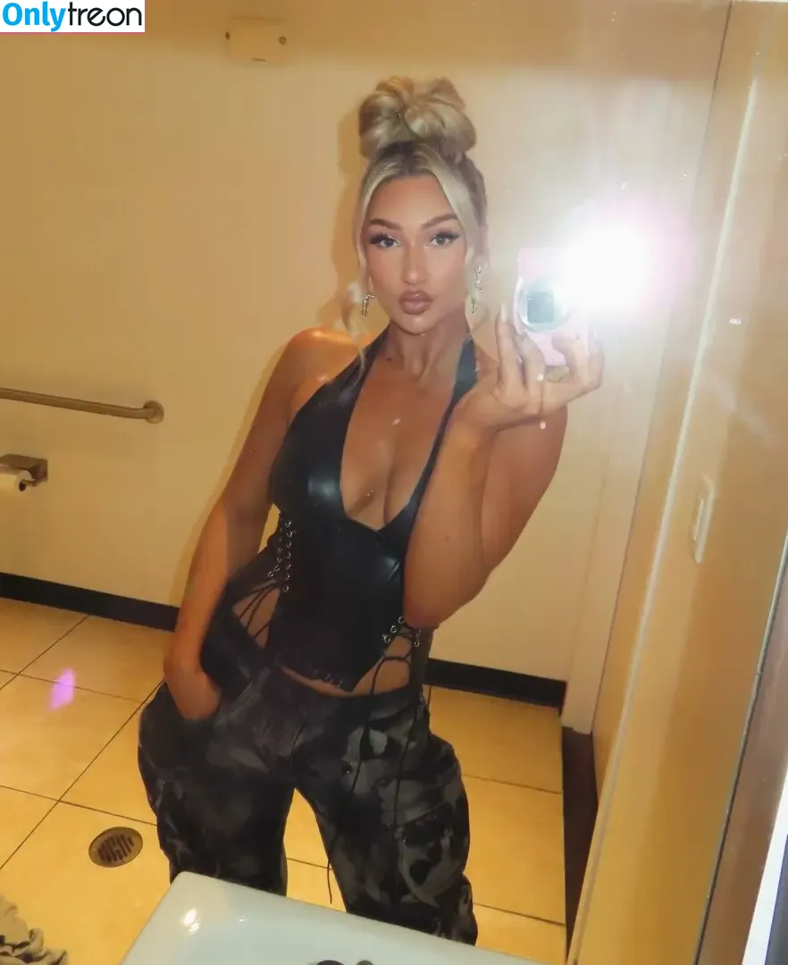 Izzi Dame nude photo #0203 (WWE NXT / izzi_bee / izzi_wwe)