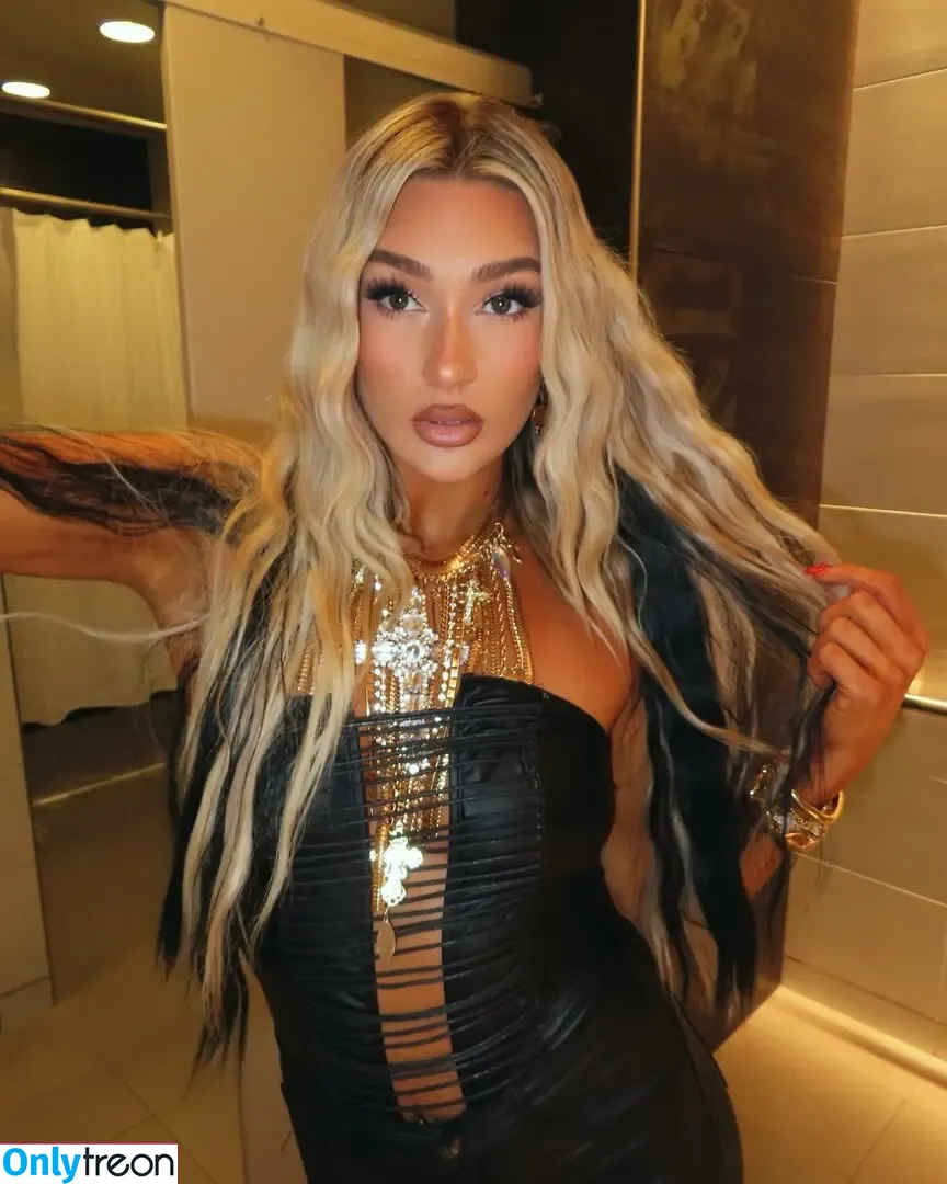 Izzi Dame nude photo #0219 (WWE NXT / izzi_bee / izzi_wwe)