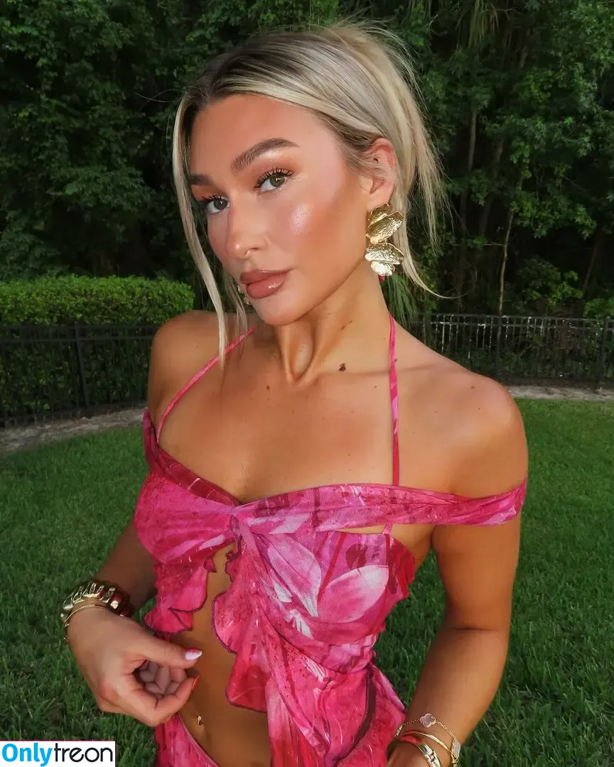 Izzi Dame nude photo #0233 (WWE NXT / izzi_bee / izzi_wwe)
