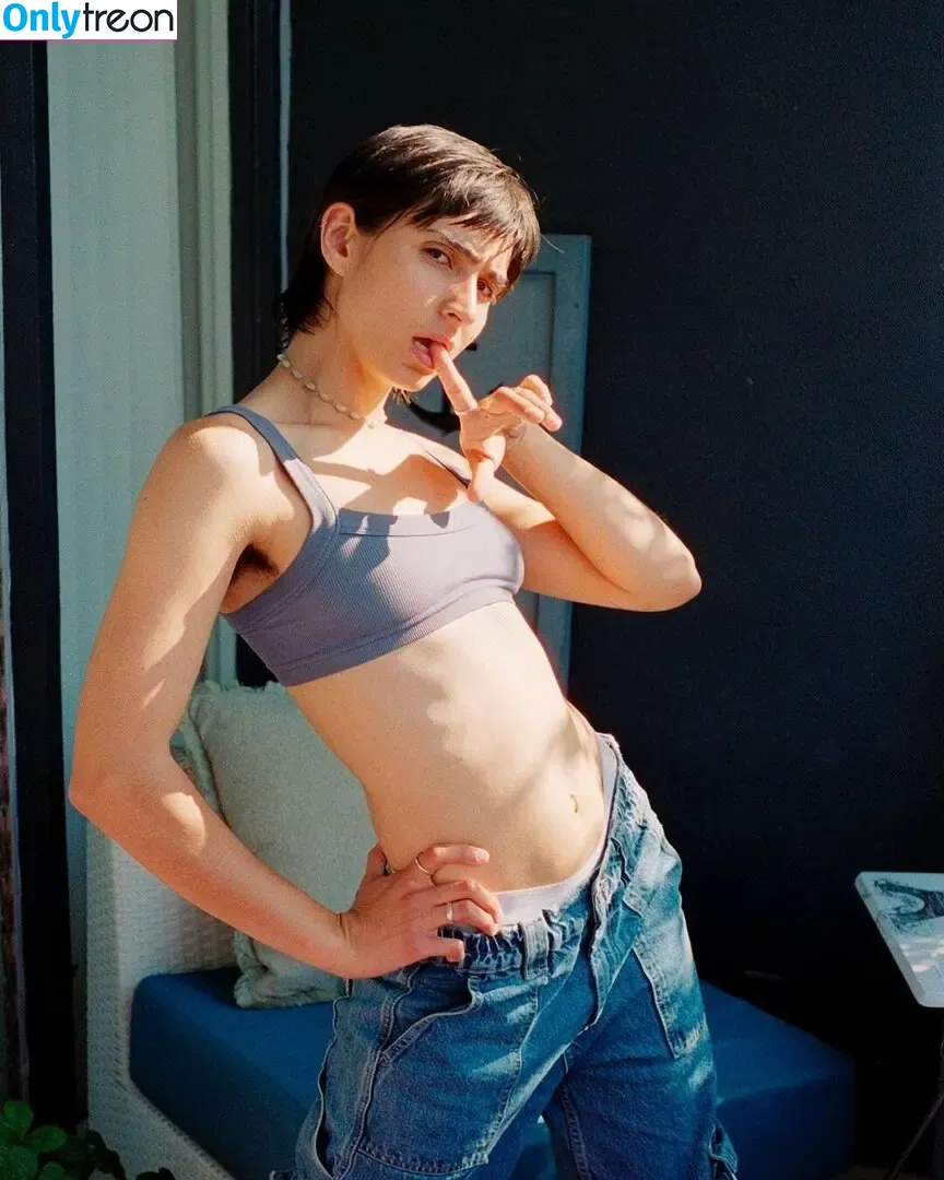 Izzi Rojas nude photo #0025 (actorwho_lovesyou / is_he_rojas)