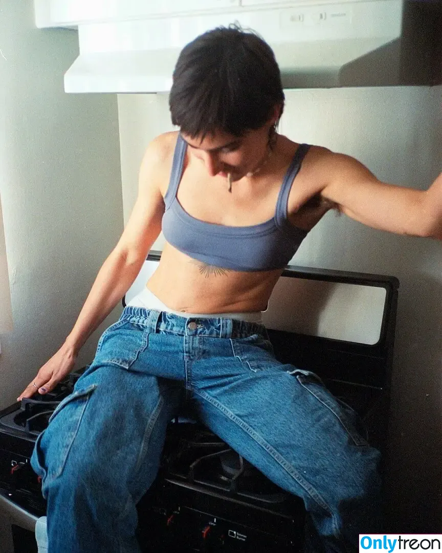Izzi Rojas nude photo #0030 (actorwho_lovesyou / is_he_rojas)