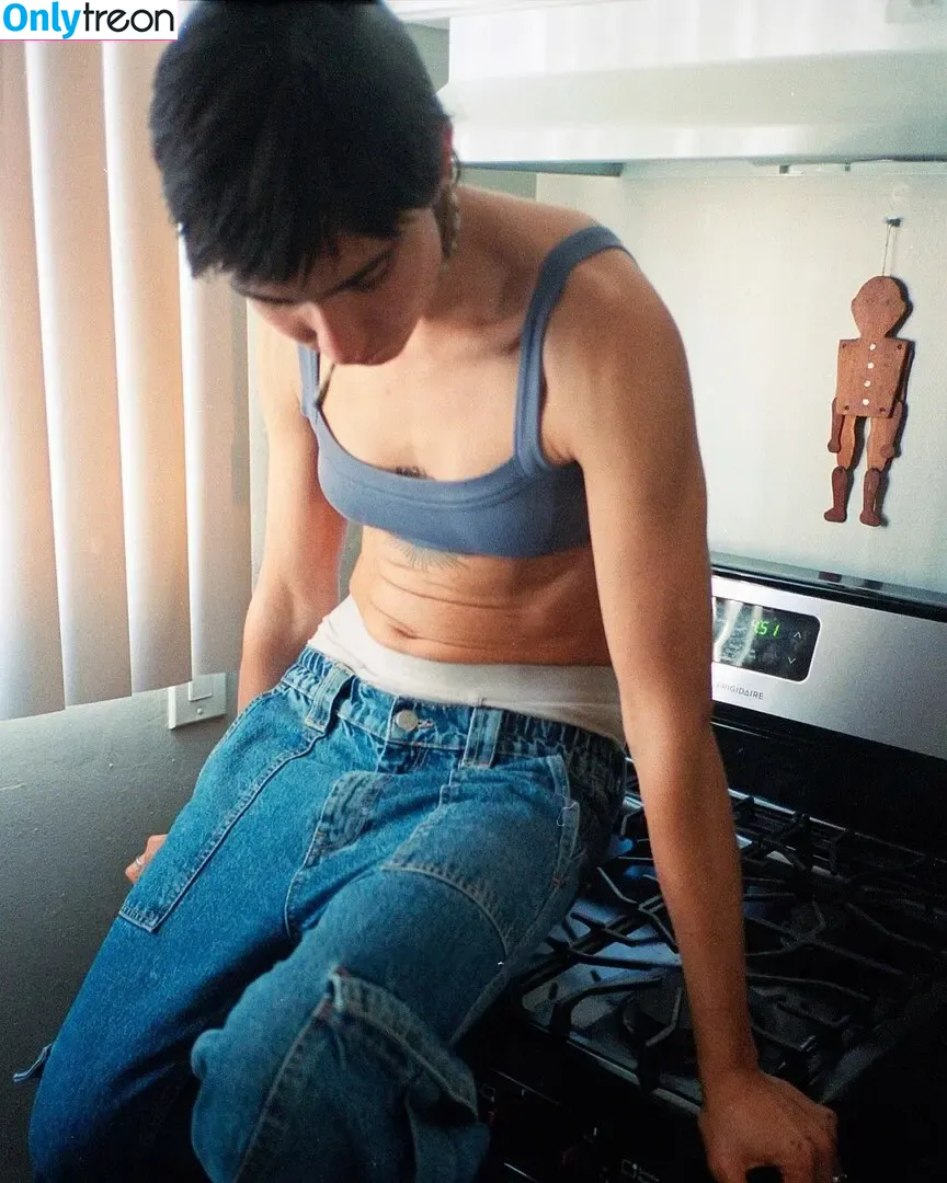 Izzi Rojas nude photo #0031 (actorwho_lovesyou / is_he_rojas)