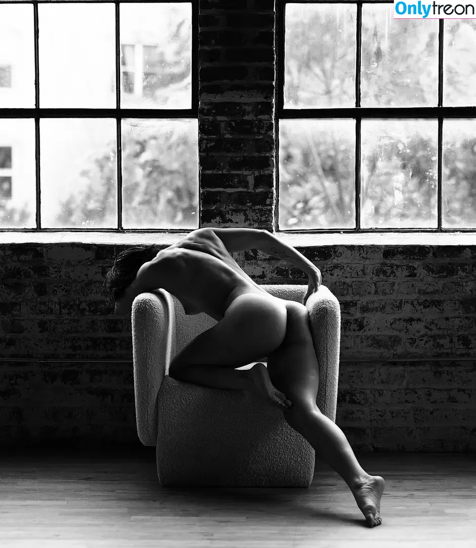 Izzy Diaz голая photo #0047 (iz.z.diaz)