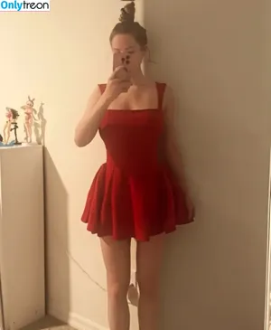 Izzy G / mizzizzyg / pnkysparkles nude photo #0428