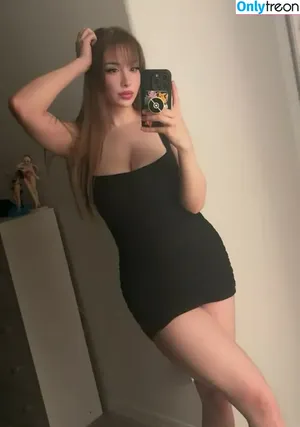 Izzy G / mizzizzyg / pnkysparkles nude photo #0462