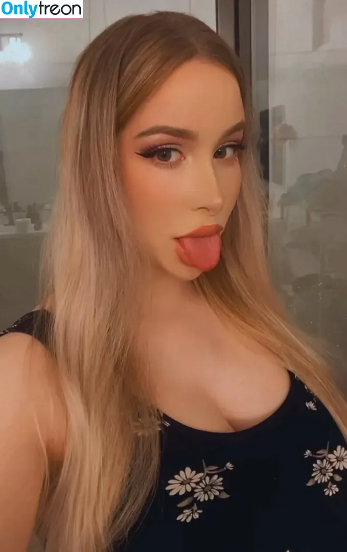 Izzy G голая photo #0007 (mizzizzyg / pnkysparkles)